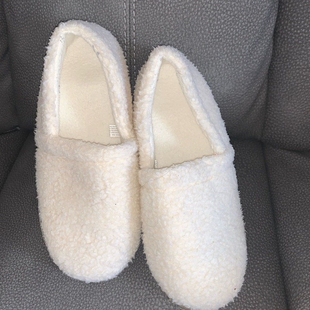 Comfy slippers slippers by Rockdove